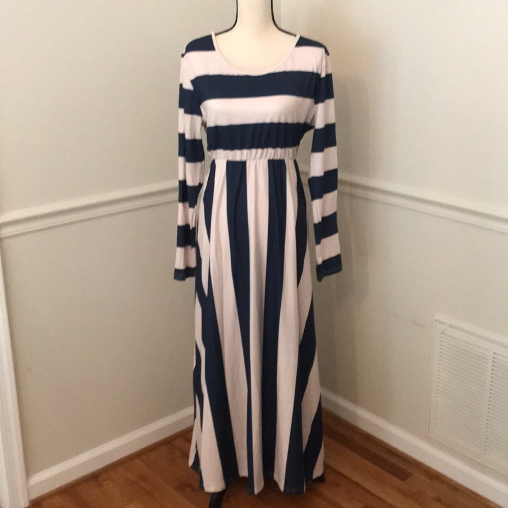Super Comfy Soft and Stretchy Long-sleeve Maxi!